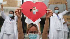 panlské zdravotní sestry v Barcelon (12. kvtna 2020)