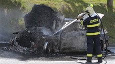 Poár mercedesu zablokoval Rokycanskou tídu v Plzni smrem na Prahu. (19. 5....