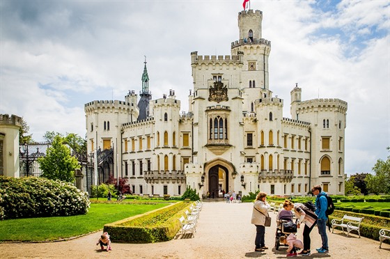Turisté jsou zpátky na zámku Hluboká. (květen 2020)