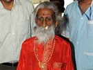 Indický jogín Prahlad Dani (6. kvtna 2010)