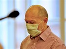 Jan �mehl�k u Krajsk�ho soudu v Brn� �el� ob�alob� za vra�du sv� o v�c ne�...