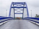 Most, který spojil Valy s Mlicemi, postavila firma Stavby most Praha ve...