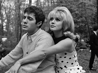 Guy Bedos se Sophií Daumierová ve filmu Hořké pilulky z roku 1963
