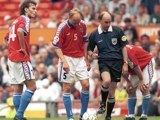 Patrik Berger a Miloslav Kadlec ve finále Eura 1996.