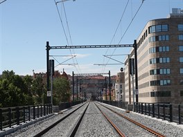 Ped zahájením provozu navtívil opravený Nehrelliho viadukt premiér Andrej...