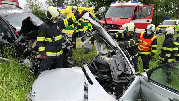 eln stet pobl Hlubok nad Vltavou nepeil 20let idi BMW.