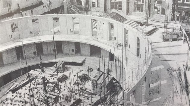 Fotografie ze stavby nového Horáckého divadla