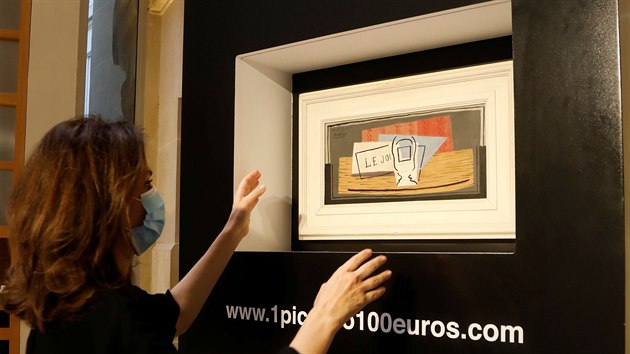 Cenou pro vherce v charitativn loterii na pomoc africkm zemm byl obraz Pabla Picassa Zti v hodnot milionu eur. (19. kvtna 2020)