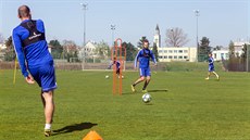 Momentka z tréninku fotbalist Olomouce ped ligovým restartem.