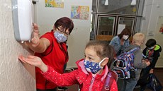 První �kolní den pro �áky prvního stupn� na olomoucké Základní �kole �ezní�kova...