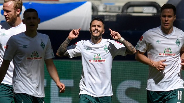 Leonardo Bittencourt z Werderu Brmy slav gl do st Schalke.