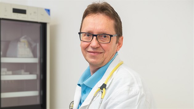 Profesor epidemiologie Roman Chlbek je lenem pracovn skupiny Ministerstva zdravotnictv pro uvolovn karantny (28. kvtna 2020)