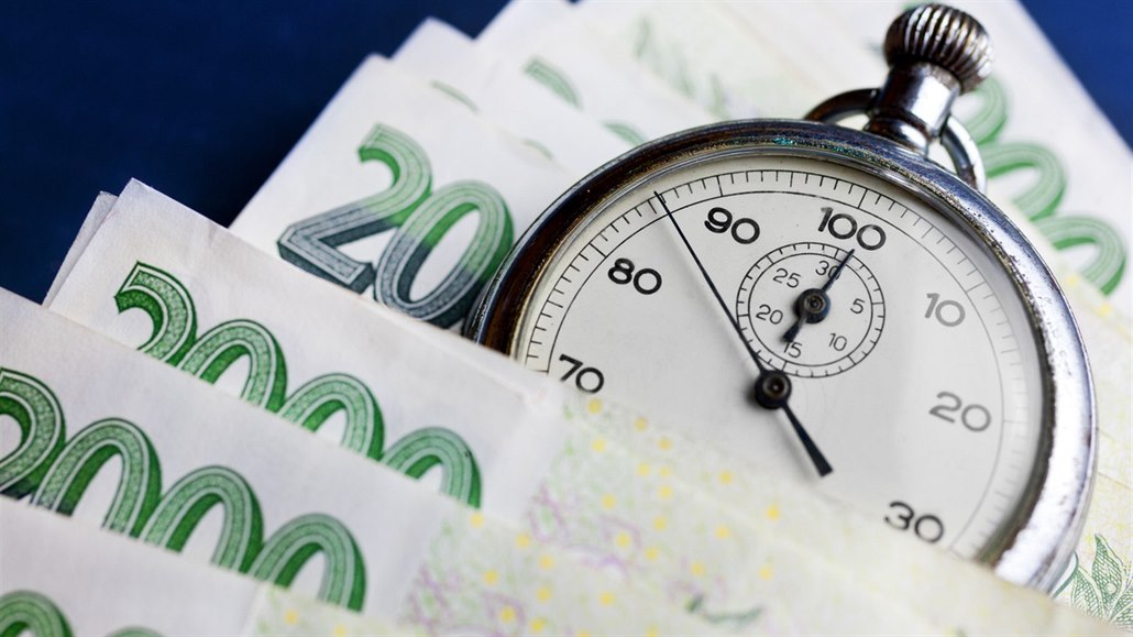 Nezapomeňte na daň z příjmu. Opozdit se s odloženou platbou vyjde draho
