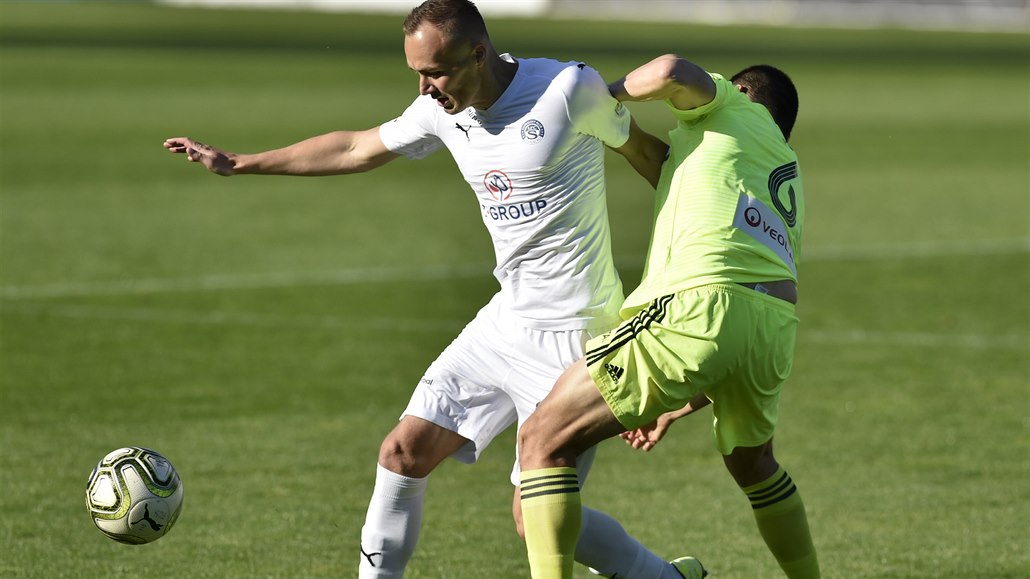 Slovácko - Karviná 2:0, první výhra po pauze znamená návrat do šestky