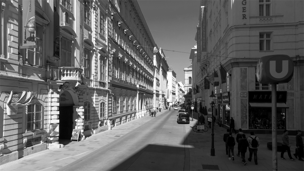 Vídeňská ulice Herrengasse, kde sídlí část rakouského ministerstva vnitra,