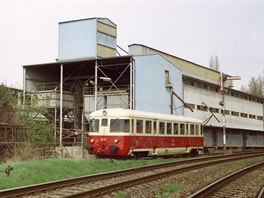 Motorov� v�z 820.113 m�j� v Kyjov� unik�tn� t��ramenn� vjezdov� n�v�stidlo, 17....