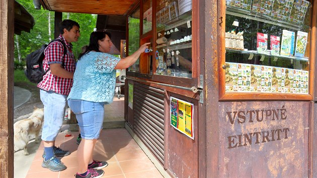 Star� d�ev�n� pokladna v N�rodn� p��rodn� rezervaci Soos st�le slou��.