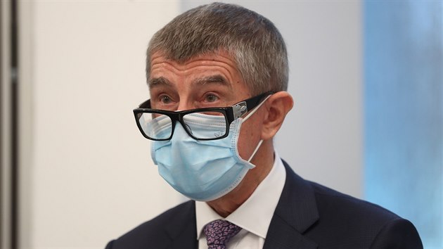 Premi�r Andrej Babi� na tiskov� konferenci k pr�b�hu pandemie covid-19 a jej�m dopad�m na onkologicky nemocn� v �R. (5. �ervna 2020)