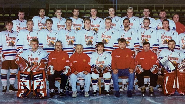Znojemský tým na začátku sezony 1996/97, která vyvrcholila postupem do první ligy.
