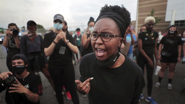 Protesty v Memphisu proti policejn brutalit, kter spustila smrt afroameriana Floyda. (3. ervna 2020)