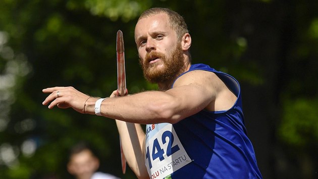 Otpa Jakub Vadlejch na atletickm mtinku v Kladn v rmci projektu Spolu na startu.