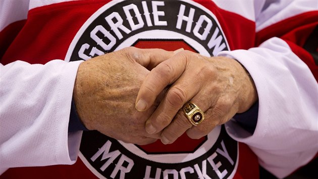 Mr. Hockey, takov byla pezdvka Gordieho Howea.