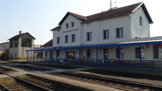 Na nádraží vlárské dráhy v Kyjově začaly vlaky od Mutěnic zajíždět až v roce 1923.
GPS: 49.0159431N, 17.1232244E