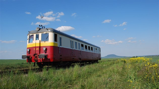 Motorový vůz M 262.1212 společnosti KŽC Doprava na trati 096