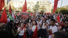 Tisíce lidí protestovaly v Tel Avivu proti anexi ástí Západního behu. (6....