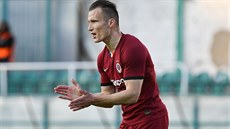 Sparan Luká tetina bhem utkání na Bohemians.