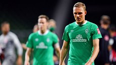 Ludwig Augustinsson z Werderu Brémy zklamaný po porá�ce.