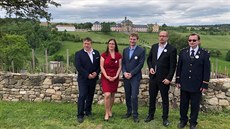 Zástupci nové koalice nezávislých osobností, Zelených a �SSD podepsali na Kuksu...