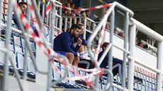 Pohled na stídaku Olomouce na tribun Androva stadionu, uprosted sedí...