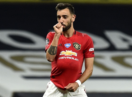 Bruno Fernandes z Manchesteru United oslavuje svj gól.