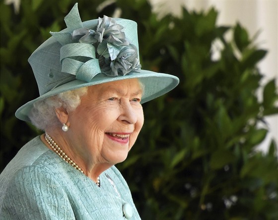 Královna Albta II. a skromná oslava 94. narozenin (Windsor, 13. ervna 2020)