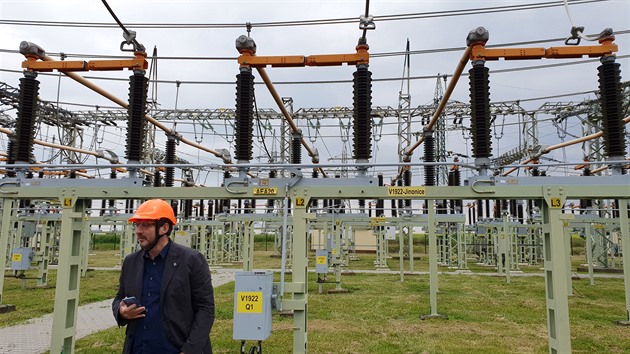 Energie nebude dost. Regulace nás nemine, domácnosti čeká úprava tarifů, tvrdí bývalý člen Bankovní rady ČNB