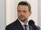 Varavský primátor a erný k polské opozice v boji o prezidentské keslo...