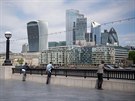Do londýnské finanní tvrti City se po koronavirové pandemii pomalu vracejí...