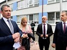 Slovenský ministr vnitra Roman Mikulec, pedseda parlamentu Boris Kollár a...