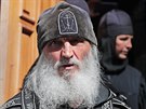 Kontroverzní ruský knz Sergej v pravoslavném klátee v Sverdlovské oblasti...