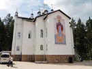 Pravoslavný kostel v konviktu klátera v ruské Sverdlovské oblasti (17. ervna...