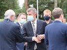 Premir Andrej Babi spolen s ministry zemdlstv Miroslavem Tomanem a...