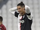 Cristiano Ronaldo z Juventusu v prbhu pohárového souboje s AC Milán.