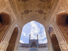 Jameh Mosque of Yazd in Isfahan, Iran