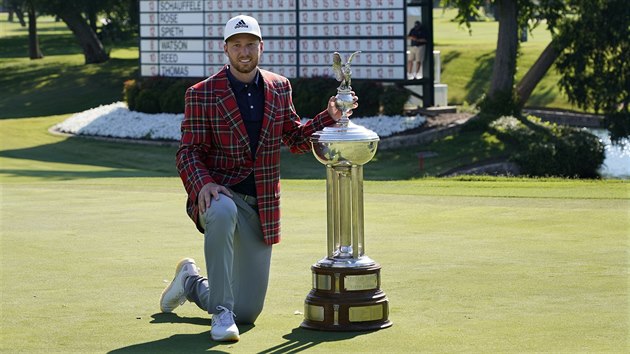 Americký golfista Daniel Berger slaví triumf na turnaji ve Forth Worthu