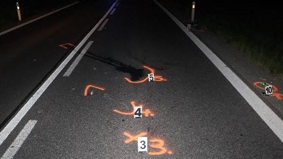 U Heřmanic se střetl řidič osobního auta s mužem na koloběžce (16. 6. 2020).