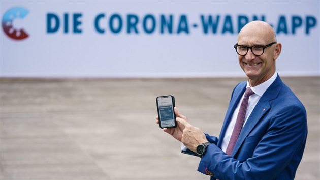 Nmecko spustilo trasovac aplikaci ke koronaviru Corona-Warn-App. (16. ervna 2020)