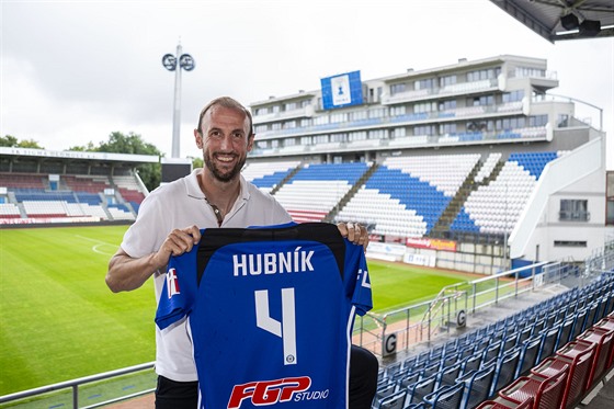 estaticetiletý Roman Hubník se vrací do Olomouce. Na Androv stadionu...