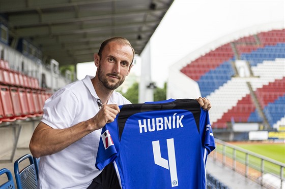 estaticetiletý Roman Hubník se vrací do Olomouce. Na Androv stadionu...