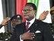 Nov zvolen prezident Malawi Lazarus Chakwera skld psahu. (28. ervna 2020)